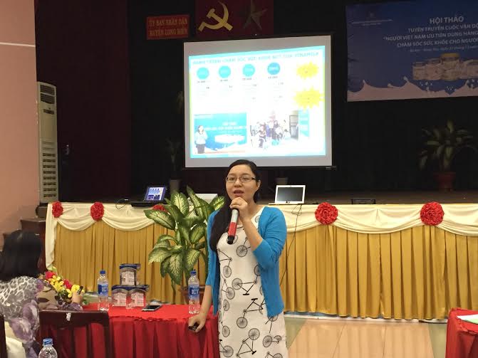 Vinamilk[-]tiếp[-]tục[-]“Chăm[-]Sóc[-]Sức[-]Khỏe[-]Người[-]Cao[-]Tuổi”